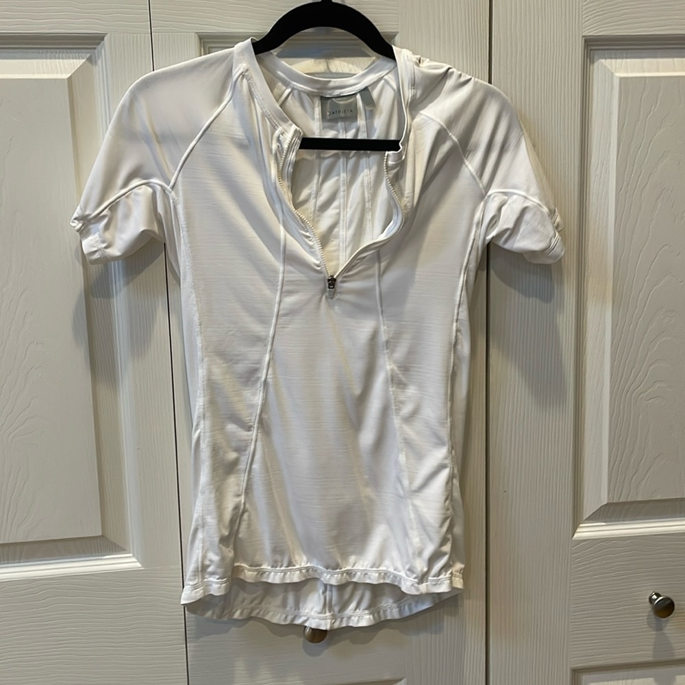 Athleta SPF Rash guard Shirt
